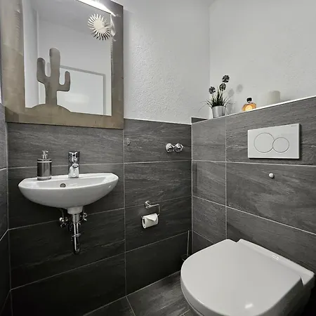 Familienwohnung Gruenwald Апартаменты