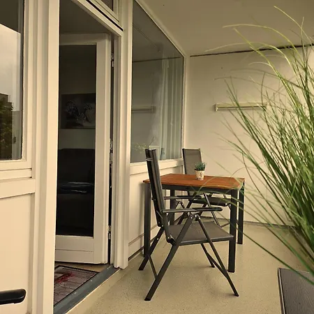 Familienwohnung Gruenwald Апартаменты *